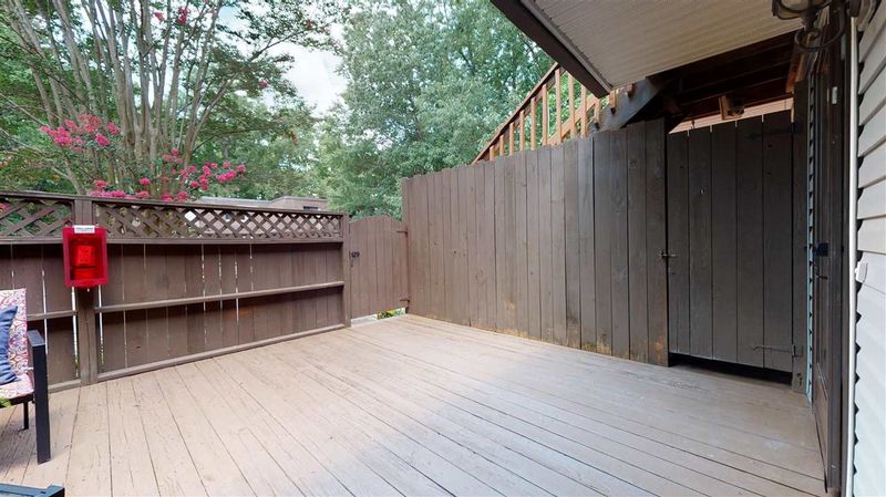 188 Summerwalk Cir, Chapel Hill, NC 27517
