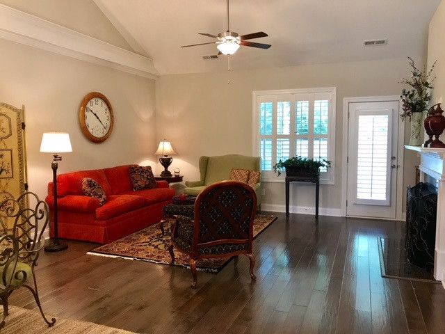 188 Thornwhistle Pl, Garner, NC 27529