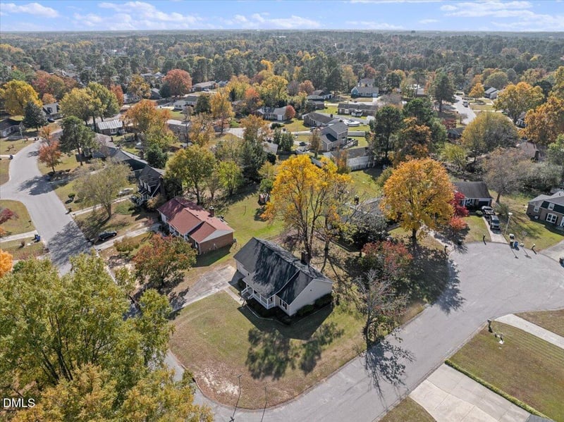 1886 Windlock Dr, Fayetteville, NC 28304