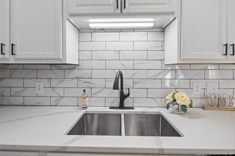 1886 Windlock Dr, Fayetteville, NC 28304