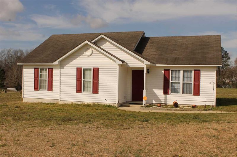 1887 Lynch Rd, Selma, NC 27576