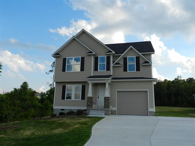 189 Cornfield Ln, Benson, NC 27504