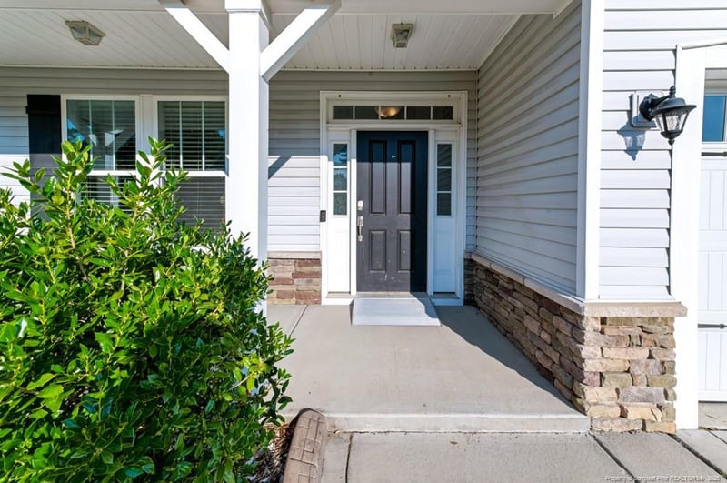 189 Heatherwood Dr, Lillington, NC 27546