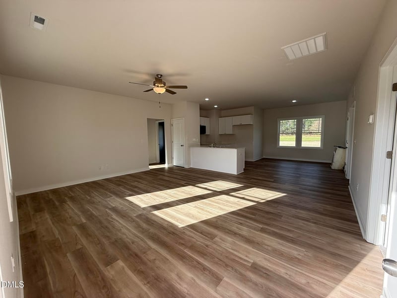 189 Jacobs Ridge Dr, Four Oaks, NC 27524