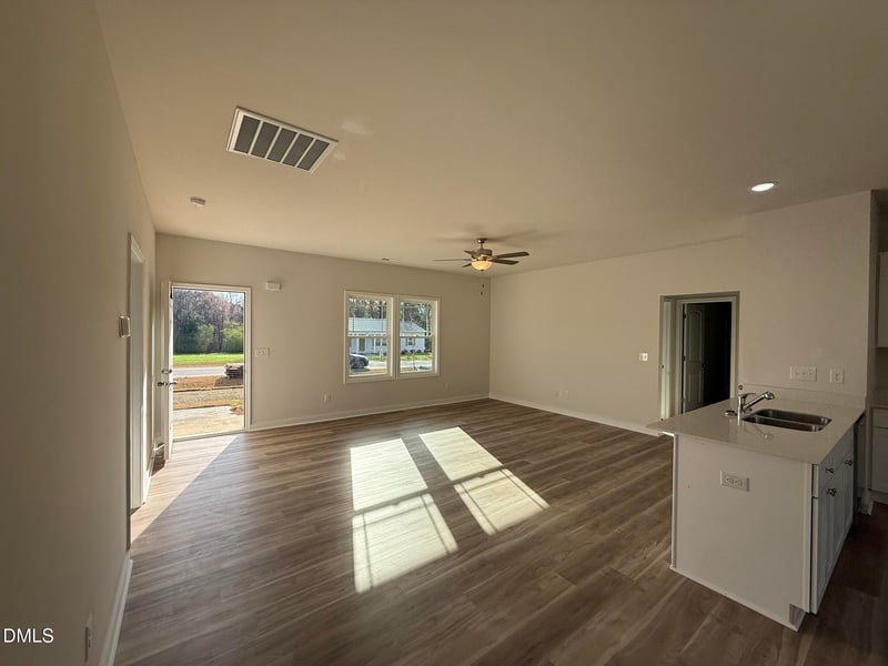 189 Jacobs Ridge Dr, Four Oaks, NC 27524