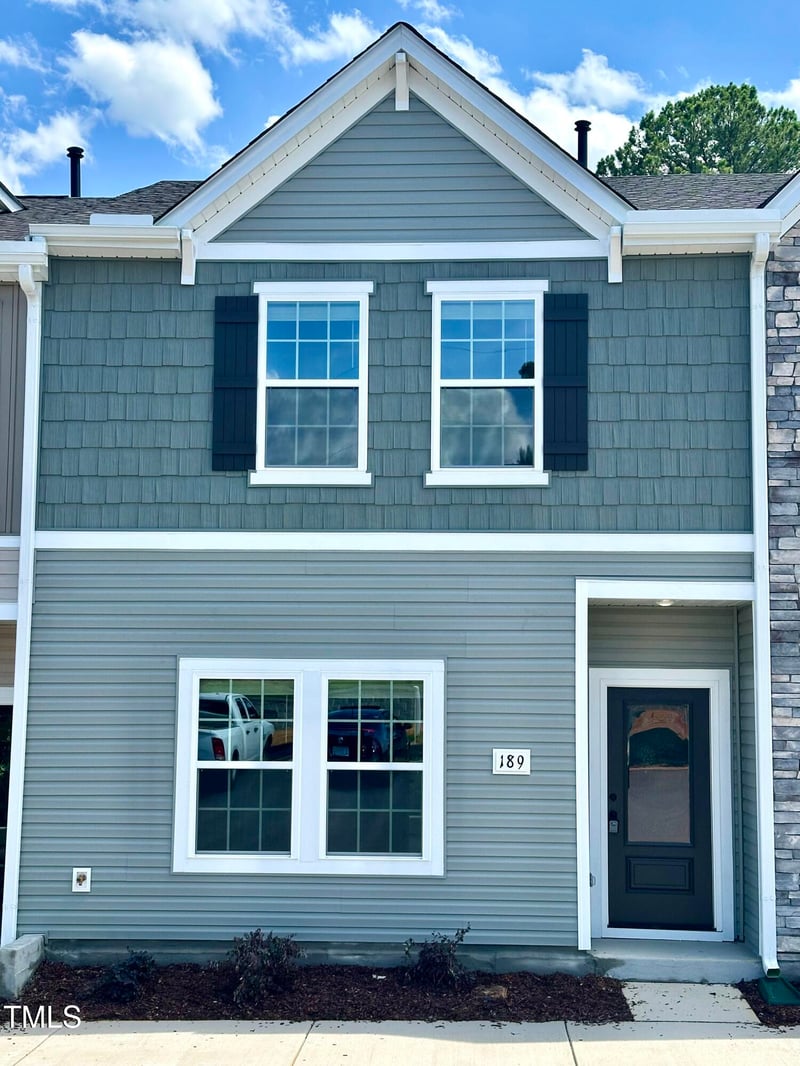 189 Seville Way, Clayton, NC 27520