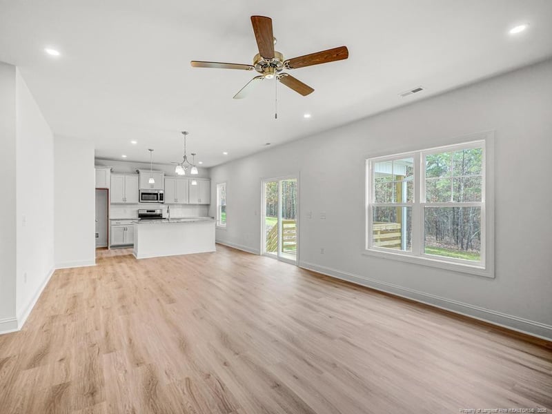 189 Travelers Way, Lillington, NC 27546