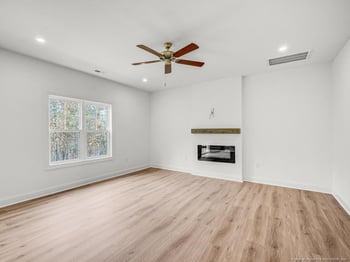 189 Travelers Way, Lillington, NC 27546