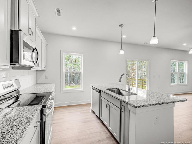 189 Travelers Way, Lillington, NC 27546