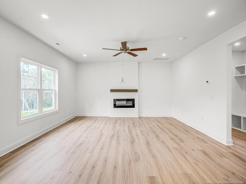 189 Travelers Way, Lillington, NC 27546