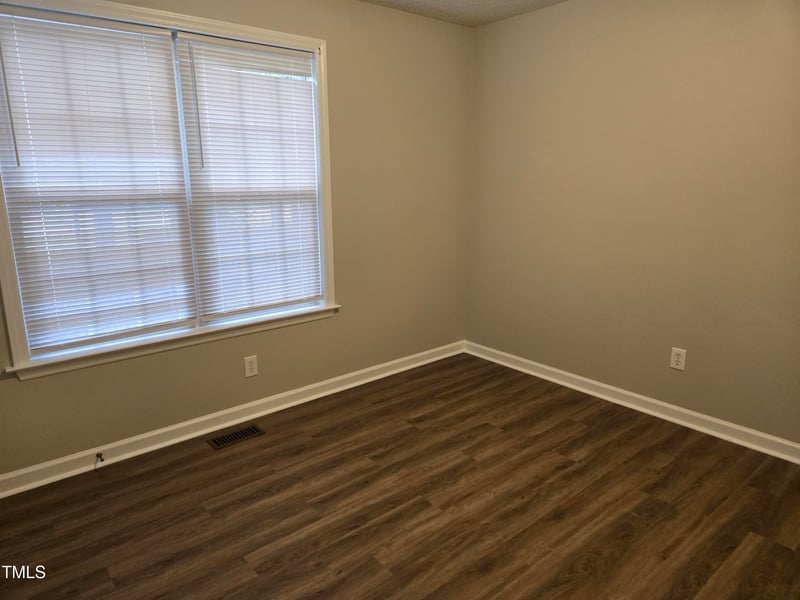 189 Windsor Green Dr, Clayton, NC 27527