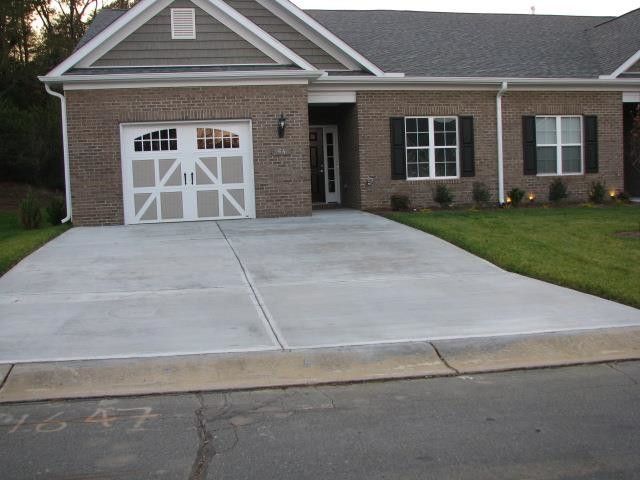 1891 Riverwalk Dr #23, Graham, NC 27258