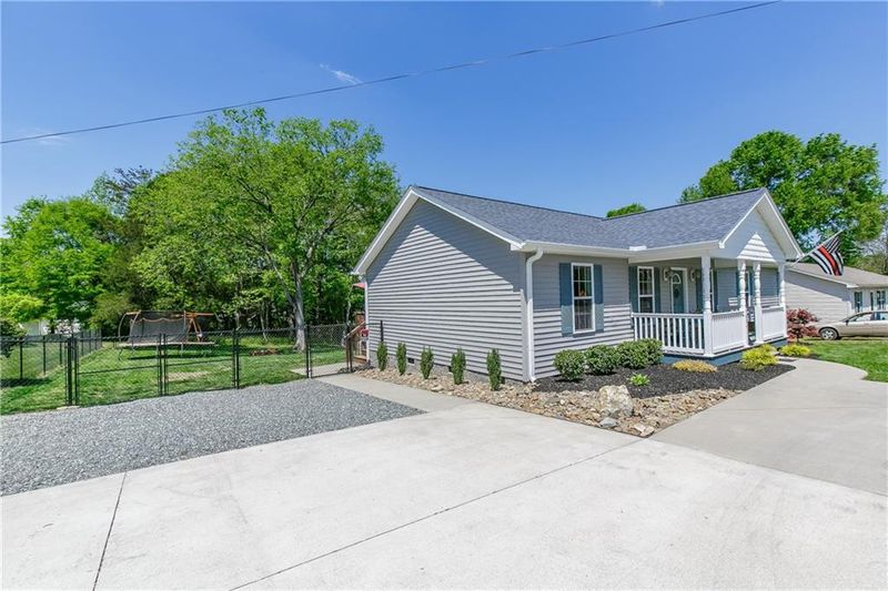 1894 N Hwy 62, Burlington, NC 27217