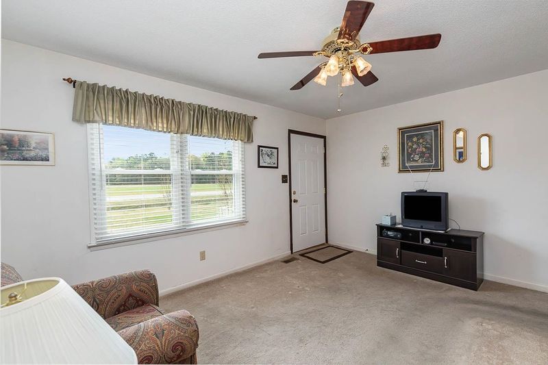 1895 N Us 301 Hw, Selma, NC 27576