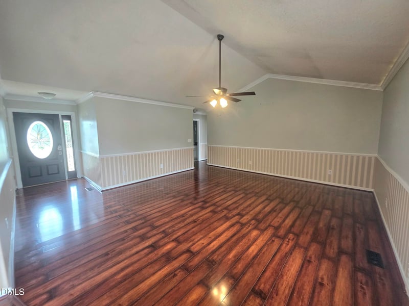 19 Atlantic Ave, Benson, NC 27504