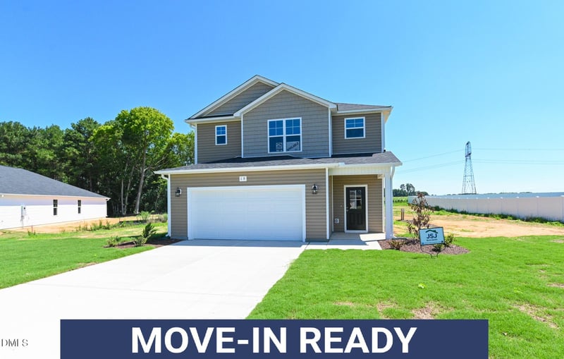 19 Baxley Dr, Dunn, NC 28334