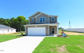 19 Baxley Dr, Dunn, NC 28334