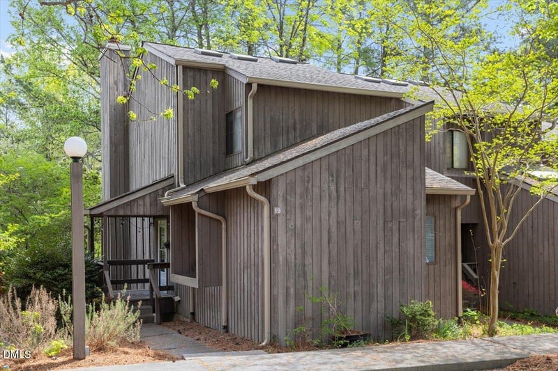 19 Bluff Trl, Chapel Hill, NC 27516