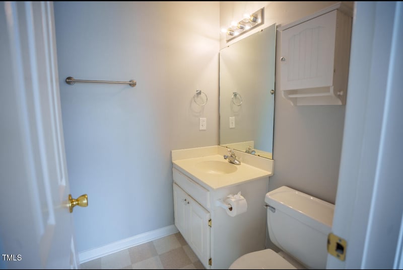 19 Cheltenham Dr, Clayton, NC 27520