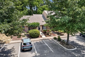 19 Crystal Oaks Ct, Durham, NC 27707