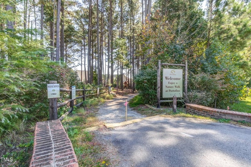 19 Gianna Dr, Clayton, NC 27527