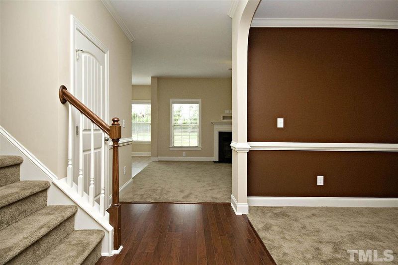 19 Laurenburg Dr, Clayton, NC 27527