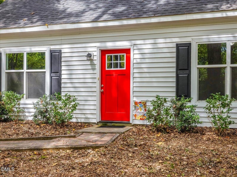 19 Meadhall Ct, Durham, NC 27713