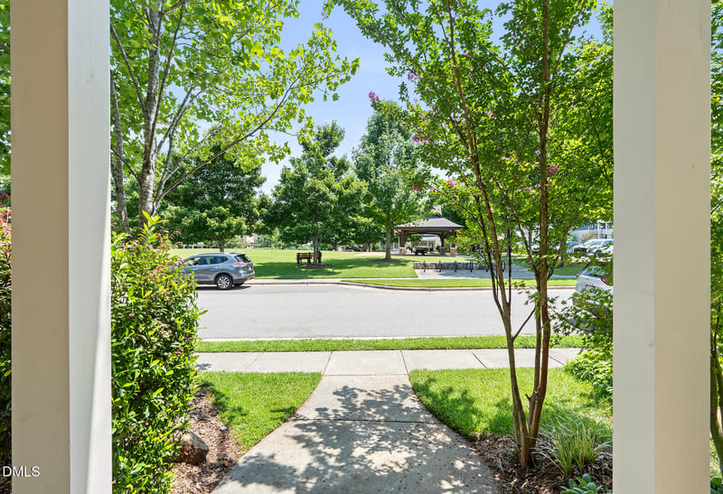 19 Pokeberry Bend Dr, Chapel Hill, NC 27516