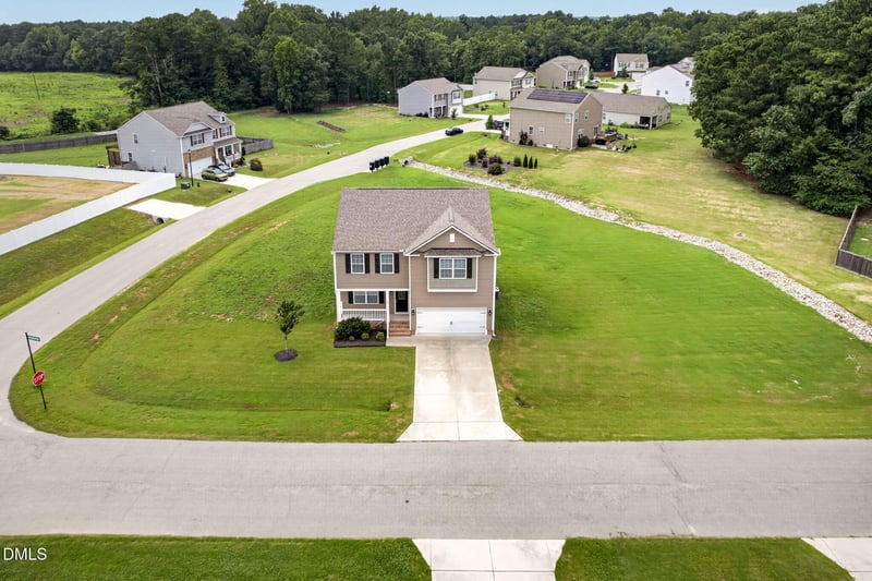 19 Rockwater Way, Zebulon, NC 27597