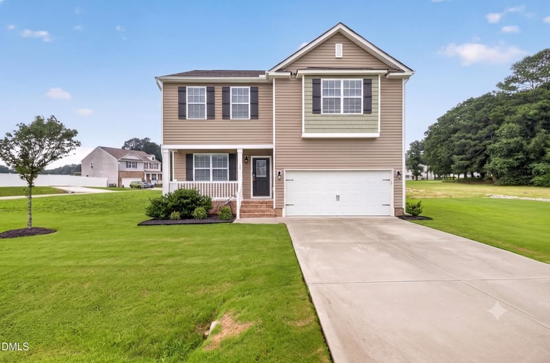 19 Rockwater Way, Zebulon, NC 27597