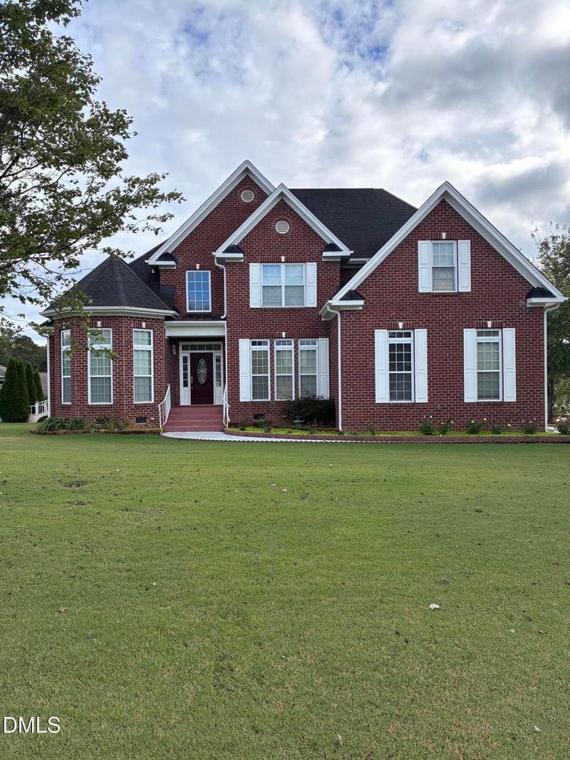 19 Silverside Dr, Angier, NC 27501