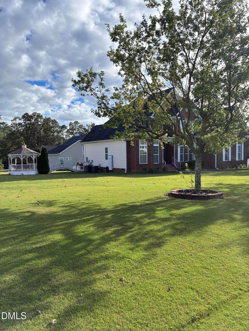 19 Silverside Dr, Angier, NC 27501