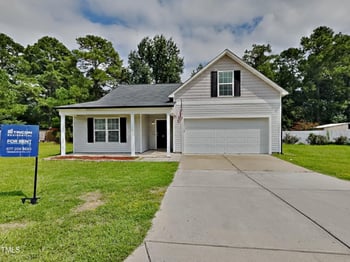 19 Summerwood Ln, Lillington, NC 27546