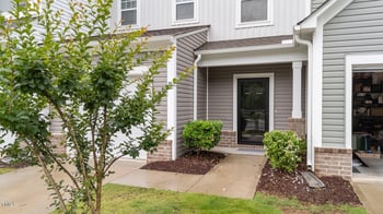 19 Willow Green Dr, Clayton, NC 27527