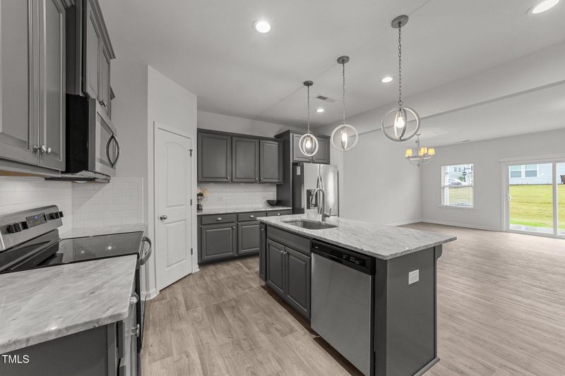 19 Willow Green Dr, Clayton, NC 27527