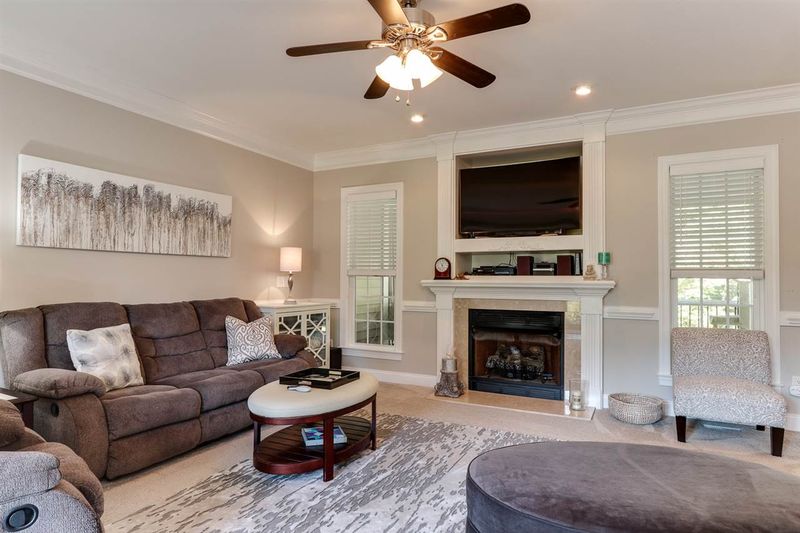 190 Bertram Dr, Clayton, NC 27520