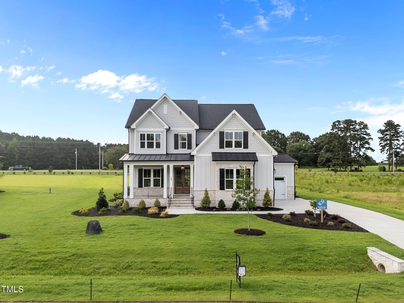 190 Broadleaf Ln, Youngsville, NC 27596