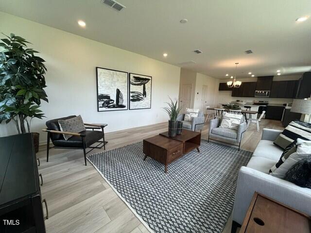 190 Chestnut Oak Ln, Lillington, NC 27546