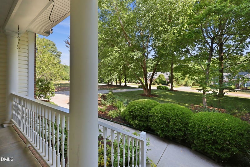 190 Georgetown Woods Dr, Youngsville, NC 27596