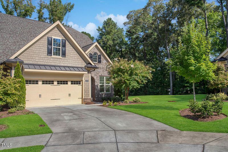 190 Glenpark Pl, Cary, NC 27511