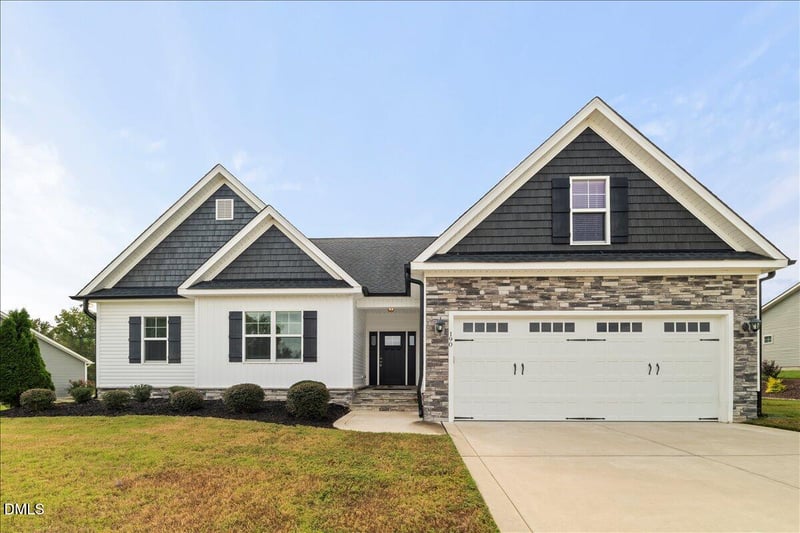 190 Heart Pine Dr, Wendell, NC 27591
