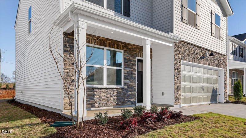 190 Honeydew Dr, Angier, NC 27501