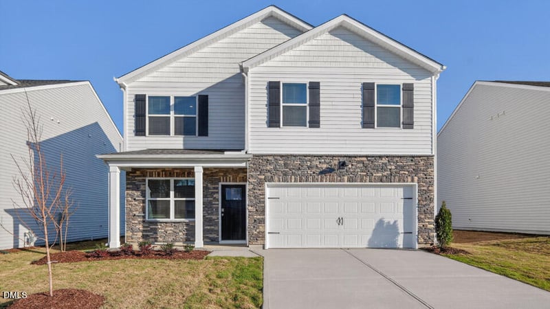 190 Honeydew Dr, Angier, NC 27501
