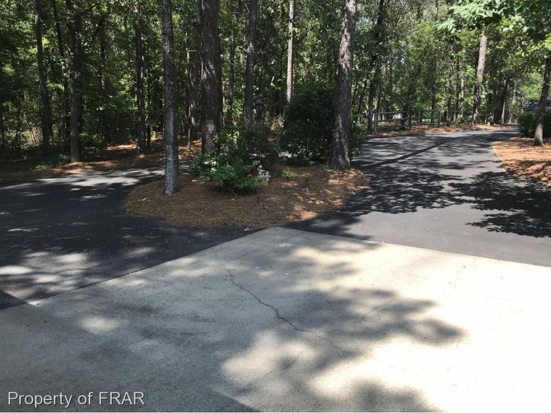 190 Lakewind Ct, Sanford, NC 27332