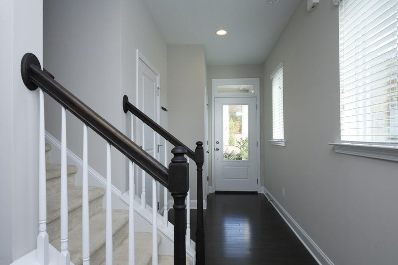 190 Manordale Dr, Chapel Hill, NC 27517