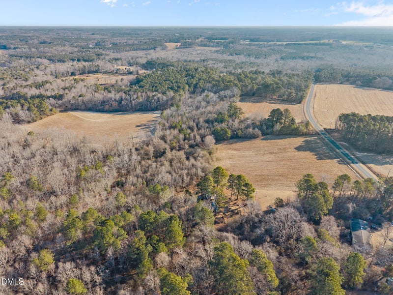 190 Moores Chapel Rd, Lillington, NC 27546