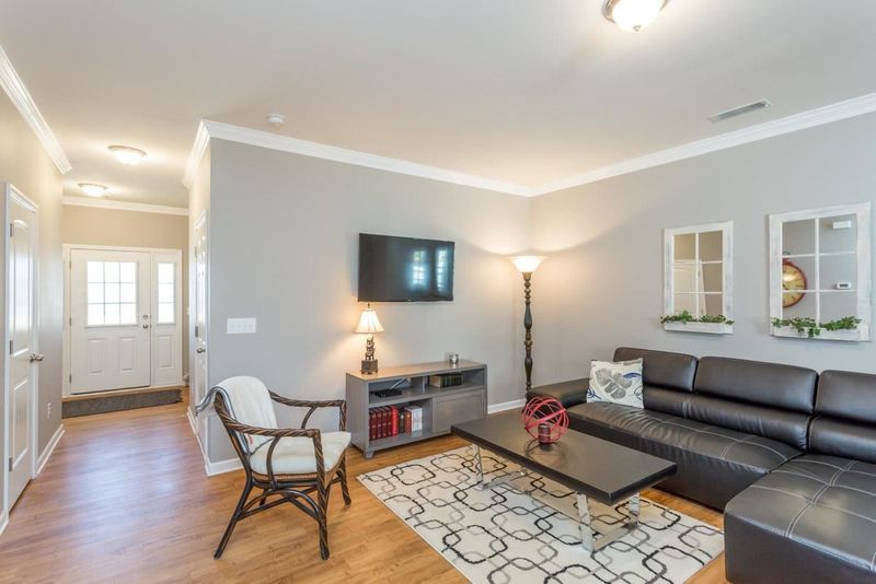 190 Reunion Ct, Garner, NC 27529