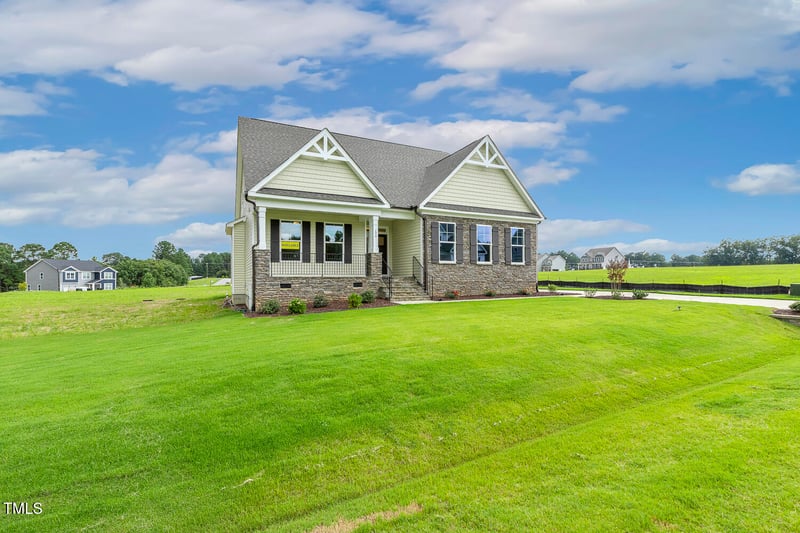 190 Sage Ln #015, Four Oaks, NC 27524