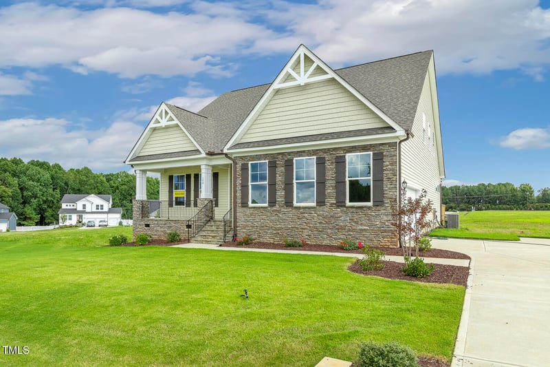 190 Sage Ln #015, Four Oaks, NC 27524