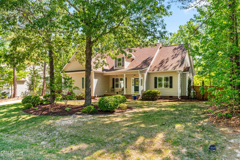 190 Willow Ridge Dr, Louisburg, NC 27549